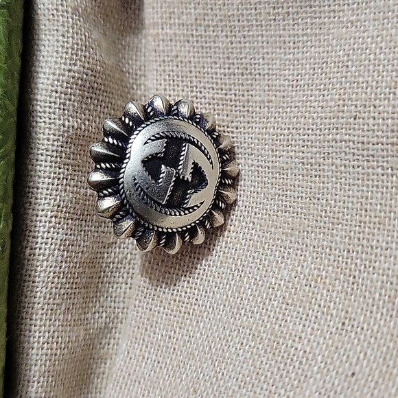 GUCCI FLOWER PIN 925 STERLING AUTHENTIC  BOX BAG EUC - Picture 2 of 8